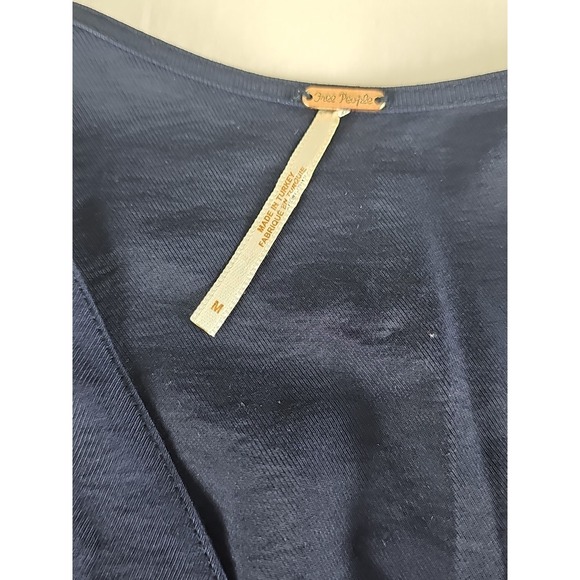 Free People Crop top Long Sleeve Navy Blue Button V-Neckline Size M - Picture 5 of 13